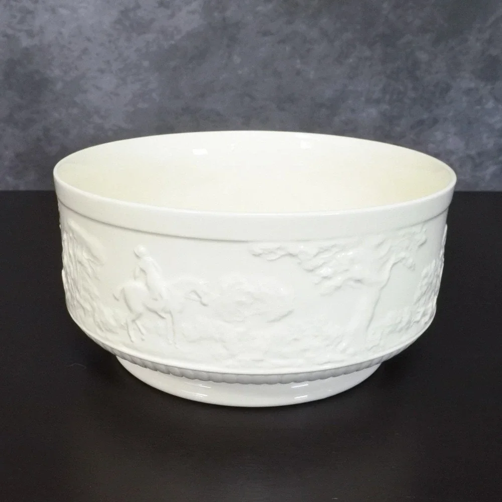 Rare Vintage Wedgwood Etruria & Barlaston Devonshire Off White Bowl Pitcher Set